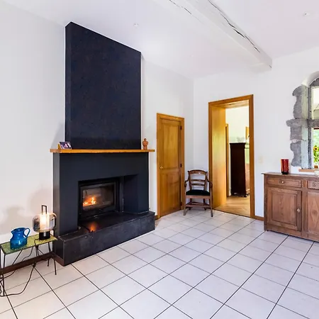 Côté Cour, Côté Source D'hôtes Alojamento de Acomodação e Pequeno-almoço 3*