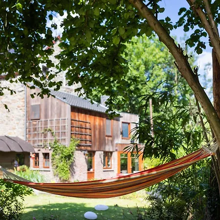 Cote Cour, Cote Source D'hotes