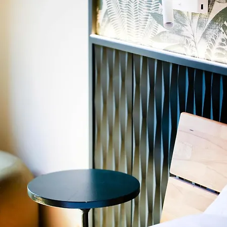 Cote Cour, Cote Source D'hotes Bed and Breakfast 3*